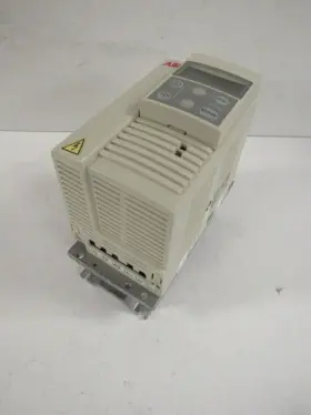 Acs143-1k1-3-u Abb Ac Drive 380-480vac 0-300hz 1.7a Xlnt