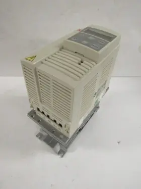 Acs143-2k1-3-u Abb Ac Drive 380-480vac 0-300hz 2.8a Xlnt