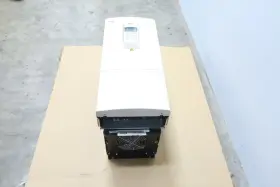 Acs601-0070-4-s00b1200801 Abb Ac Vfd Drive 380-500v-ac 0-300hz 0-500v-ac #3