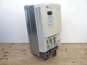 Acs800-u1-0100-5 Abb P901 V944 Ac Drive 100 Hp 480 V Acs 800 100hp 75 Kw