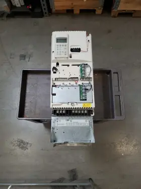Acs800-u11-0025-5 Abb Ac Drive 500v 34a Refurb 1e-45back
