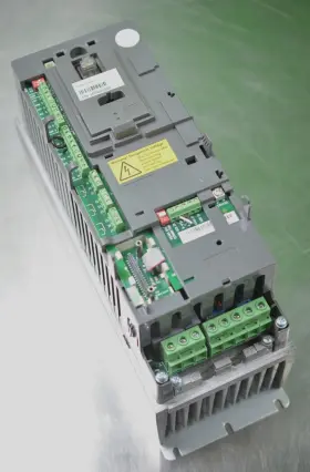 Acx550-u0-03a3 Abb Acx550-u0-03a3- 4 P901 Drives 480vac 3.3a Ac Drive - Parts Only