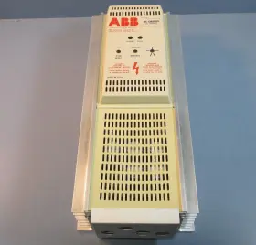 F00832a00 Abb Ac Drive Lc Series F008 Input 1ph 13.2 Amps Used