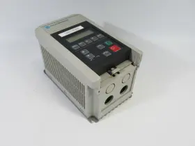 1305-aa02a-fr Allen-bradley Ac Drive Ser C 0.5hp Missing Keypad Flap Used