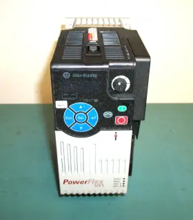 25b-v4p8n104 Allen-bradley 164018 Ab Powerflex 525 Cat. P/n Ac Drive 0.75kw 1hp