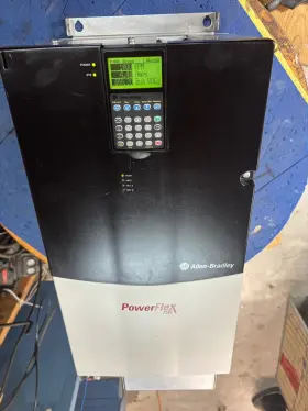 20bd125a3aynadc0 Allen-bradley 100hp Powerflex 700 / Excellent Codition/mfg 2011