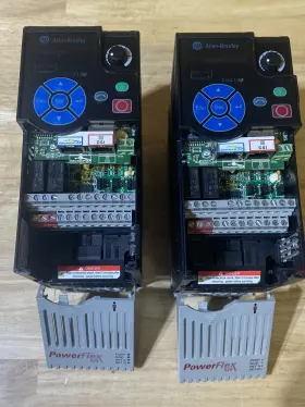 25b-d2p3 Allen-bradley 2 - Powerflex 525 S 1hp And .5hp Drive #3