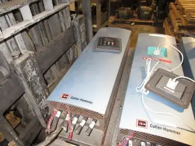 Ni9100an-5m0a00 Cutler-hammer Cp9000 Ac Drive 150hp With Keypad And External Mount