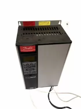 175z7282 Danfoss Vlt 6004 Ac Drive 3hp Used