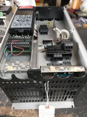 175z7286 Danfoss Vlt 6011 Ac Drive 10hp 3ph Input 380-480v 50/60hz 15a Working