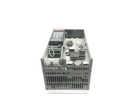 Vlt5006pt5cn1sbr3dlf10a00c0 Danfoss Ac Drive 380-500vac 0.1-1000hz 0-500vac 5hp