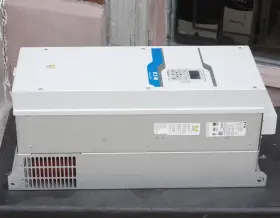 Dh1-34140dn-c21c Eaton Powerxl Variable Frequency Drive 480v 3ph 100hp 400hz