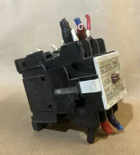 2ncoto Fuji Sc-1n/ud Electric Motor Starter Cat No #2