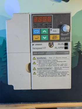 Cimr-v7az41p5 Hp Yaskawa Varispeed V7 Variable Frequency Drive 1.5 Kw 2 460
