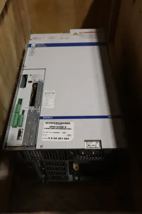 Dkr03.1-w200b-be12-01-fw Indramat 266597 Servo Dive 400-480 Vac 3 Phase Stock S-642