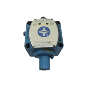 Dg15s2-060-k-10 Industrial Mro Vickers Unmp