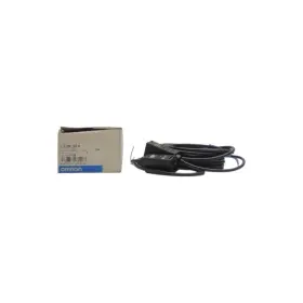 E3r-5e4 Industrial Mro Omron 12-24vdc 2m Nsmp