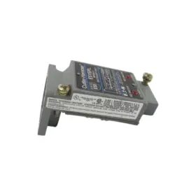 Ser.c1 Industrial Mro E51spl Cutler Hammer 10-30vdc Nsnp