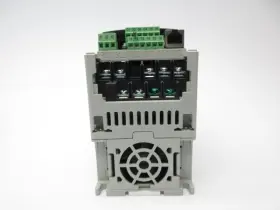 Knox500132552-22a-v2p3n104 Industrial Mro Allen Bradley 22a-v2p3n104 Ser. A F/w 5.01 90-132vac 9.0a Unmp #2