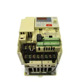 Knox90068137-cimr-v7am40p7 Industrial Mro Yaskawa Electric Cimr-v7am40p7 380-460v 4.7a Unmp