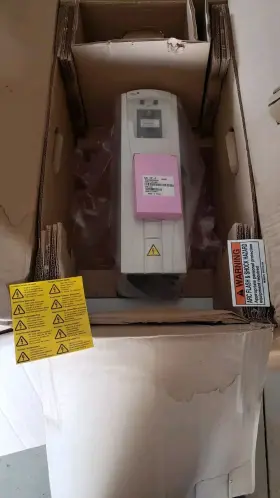 Ayk550-uh-015a-4 Johnson Controls K465 Drive Loc3