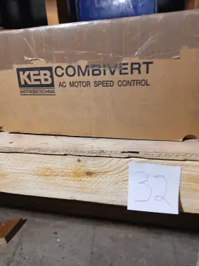 12.f0.r11-0000 Keb 12.f0.r11 Ac Drive 3 Phase 380-480v 6.6kva 9.5a 4kw #2