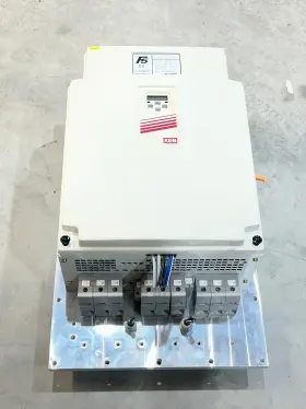 Keb Automation 22.f5.m1r-yu02 Combivert F5 Drive 440v 3 Phase 124a Ac Used