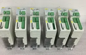 Evf8208-e Lenze Ac Drive Input 230v 15a 50/60hz Output 1.5kw 0-230v 7a 0-480hz