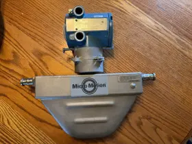 R050s322ncaaezzzz Micromotion D52911 Mass Flow Meter Model With Transmitter