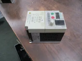 Df51-322-025 Moeller Ac Drive 0.25hp Used