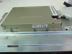 D359t6 Newtronics Mitsumi 5v Floppy Drive Used