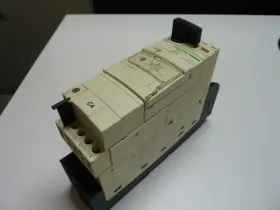 Schneider Electric Luca1xfu 0.35a - 1.40a 110-240v Standard Control Unit 32106