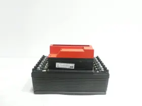 Mdx60a0370-503-4-00 Sew Eurodrive Ac Vfd Drive 380-500v-ac 0-180hz 0-500v-ac