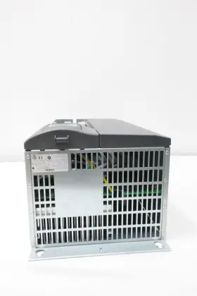 6se6430-2ud33-7ea0 Siemens Micromaster 430 Ac Vfd Drive 0-650hz 0-480v-ac 37kw #3