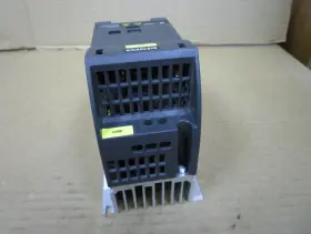 6sl3211-0ab17-5ba1 Siemens Sinamics Ac Drive Ver D01/1.21200-240v 0.75kw #3
