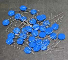 S14k30 Siemens Metal Oxide Disc Varistor 30v 9j 0332 Lot Of Thirty-three 33