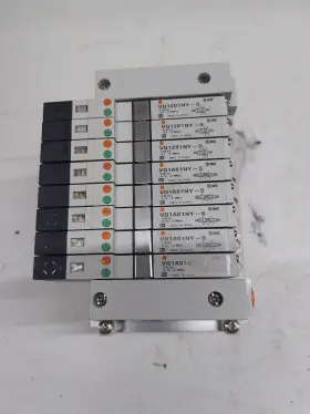 Vv5q11-ulb9800 Smc Device Net Ex160-sdn1 Valve Vq1ao1ny-5 New No Box
