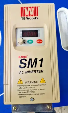 Tb Woods Sm1c20020b Ac Inverter Input 200-240v -10% 15% 3ph-output 2hp 3ph