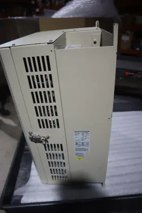 Tosvert-130g3 Toshiba Vt130g3u4400 Transistor Inverter Ac Drive 40hp Stock 3407a #2