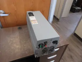 131l1409 Trane Tr200 Ac Drive 30hp 3ph With Keypad And External Mount Used