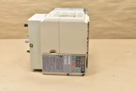 Cimr-vuba001faa Yakasawa Yaskawa V100 Ac Motor Control Drive 1 Ph 200-240v 35 A