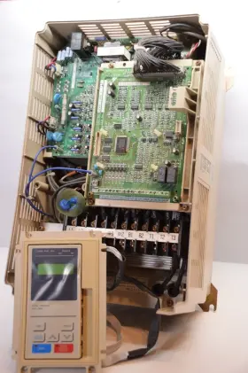 Cimr-p5m5015-1f Yaskawa Electric 3ph 500-600v 28amp Ac Drive #2