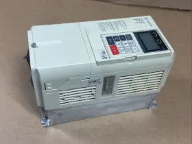 Cimr-p7u43p7 Yaskawa 43p71b Varispeed P7 Drive 5hp 480v Warranty Fast Shipping