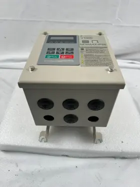 Cimr-vu4a0011gaa Yaskawa V1000 Ac Drive 7.5hp 400v 3ph 11.1/9.2a Nema 4x/ip66 #2