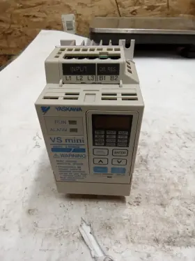 Cimr-xcbv20p2 Yaskawa Cimr-xcaa20p2 Vs Mini Inverter Input 3ph 0-230v 50/60hz 1.7a