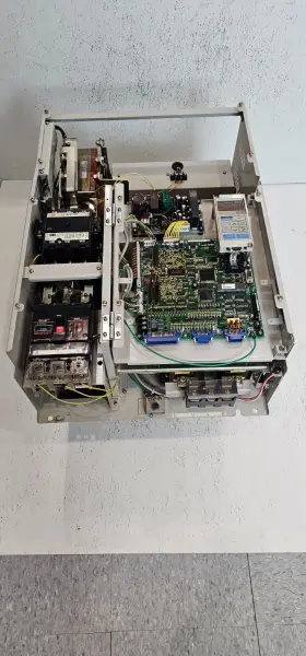 Cimr-vmw2037 Yaskawa Electric Cimr-vms4075 Spindle Drive