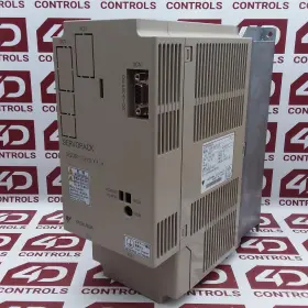 Sgdb-05vdy239 Yaskawa Servo Drive 3 Phase 3a 200-300v 50-60hz Used