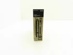 Sgds-02a01a Yaskawa Ac Motor Drive 1ph 230v 2.4a In 3ph 0-230v 0-300hz 200w Out #3