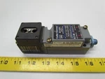 Cutler Hammer E51SPL Ser C1 Switch With E51DF33 Photo Electric Fiber Optic Head. Fixed Price $96.00.