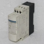 Schneider Telemecanique RE8YG31BU Industrial Timing Relay - 0.3..30 Type Qc. Fixed Price $125.00.